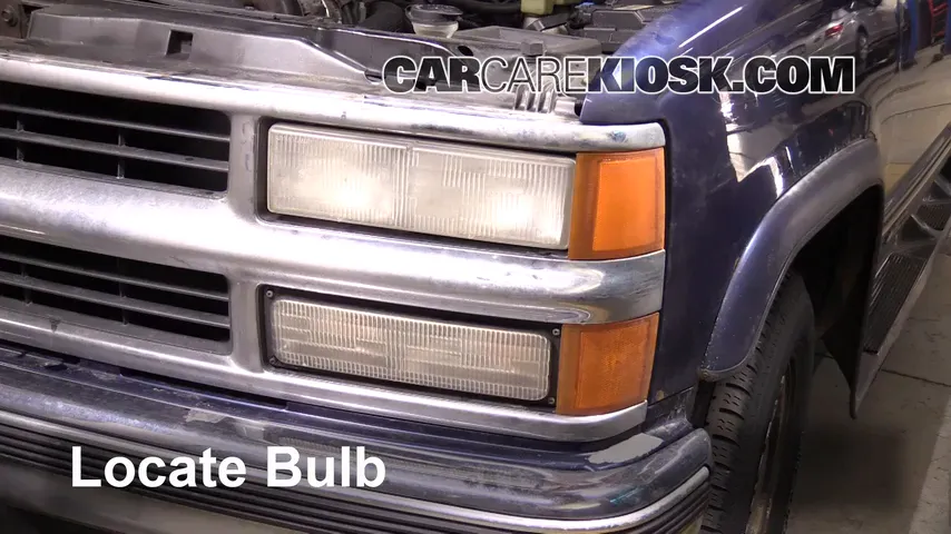 1997 Chevrolet Tahoe 5.7L V8 Lights Highbeam (replace bulb)